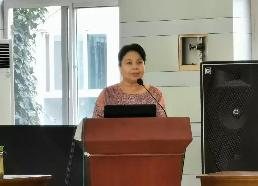 探索中小学教师网，构建智慧教育新生态的桥梁