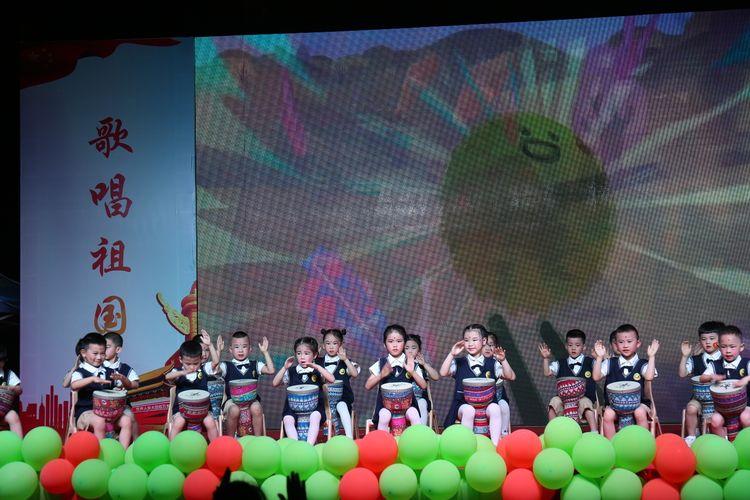 童心飞扬，小学生诗歌的奇妙世界
