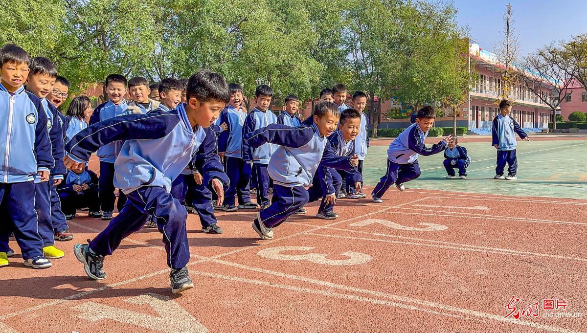 关注小学生肺活量，标准、重要性及提升策略