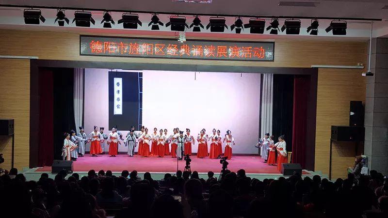 小学一年级语文教材，启蒙的基石，成长的阶梯