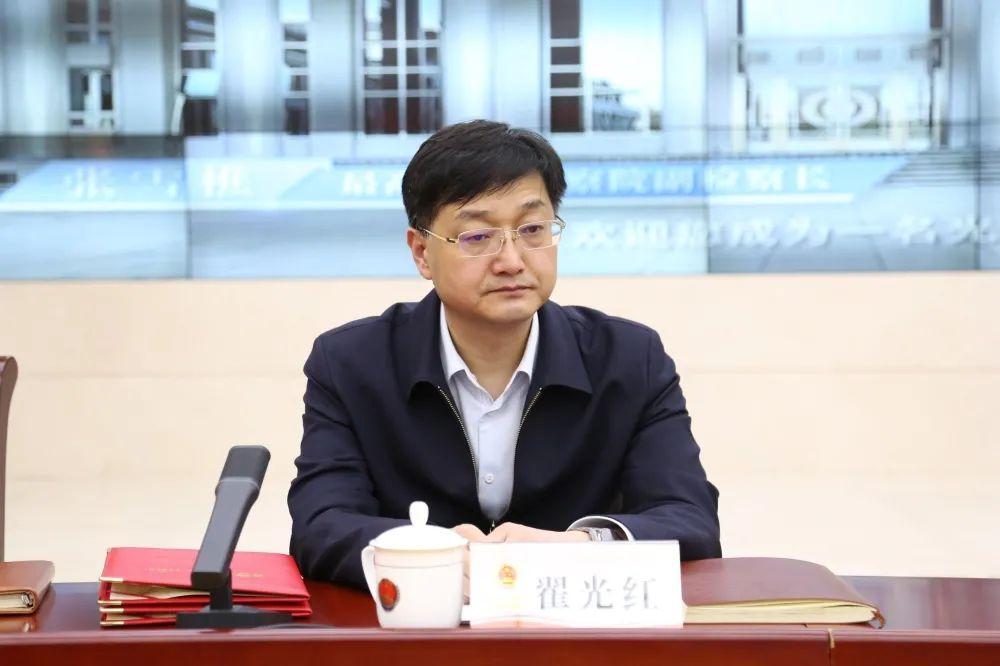 探索未来教育新模式，中小学网络云平台免费网课的优势与挑战