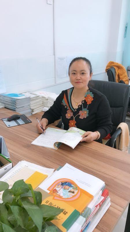 小学语文教育，创新与传承的双重路径探索