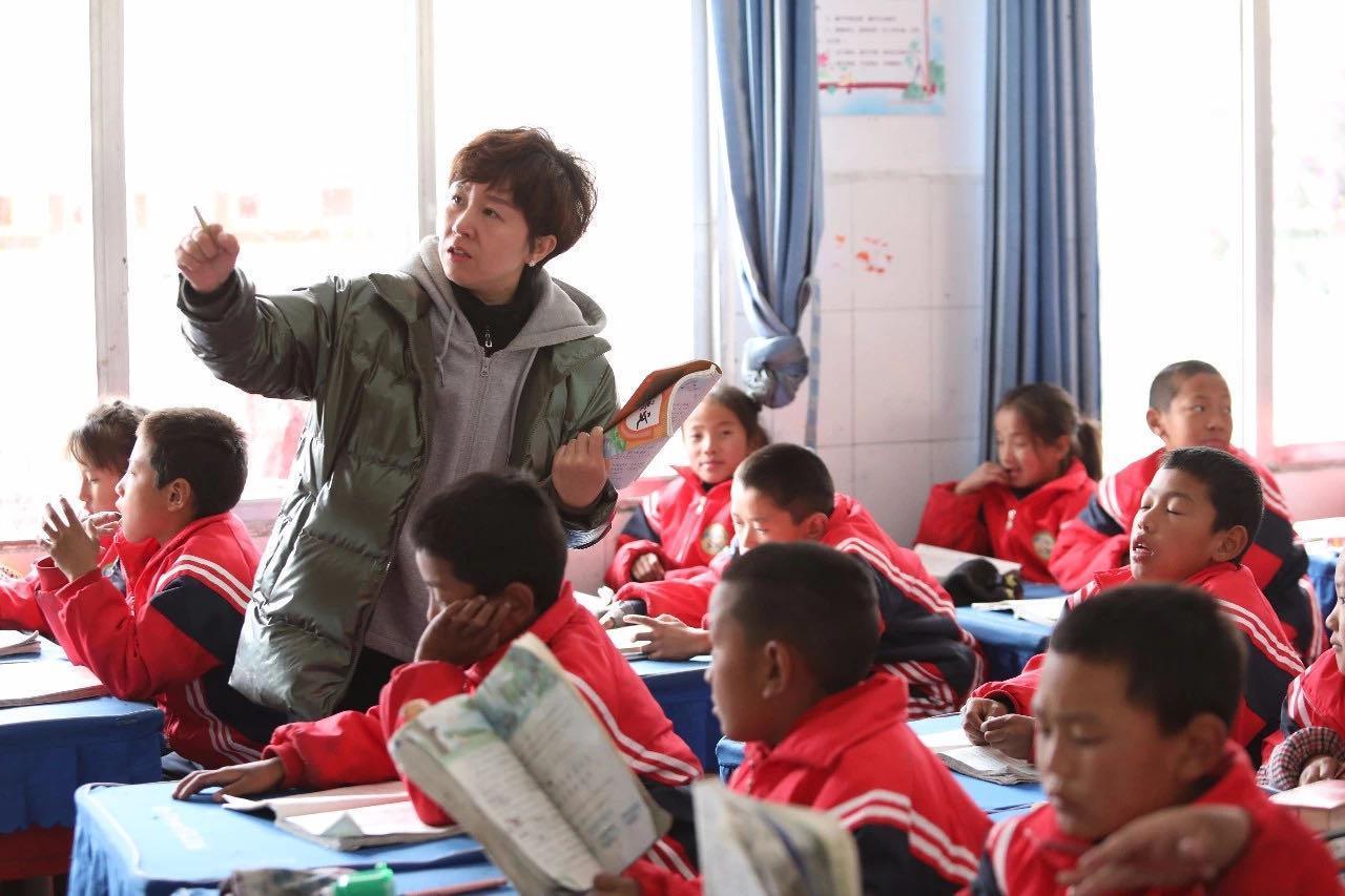 小学语文教学计划，构建知识与兴趣的桥梁
