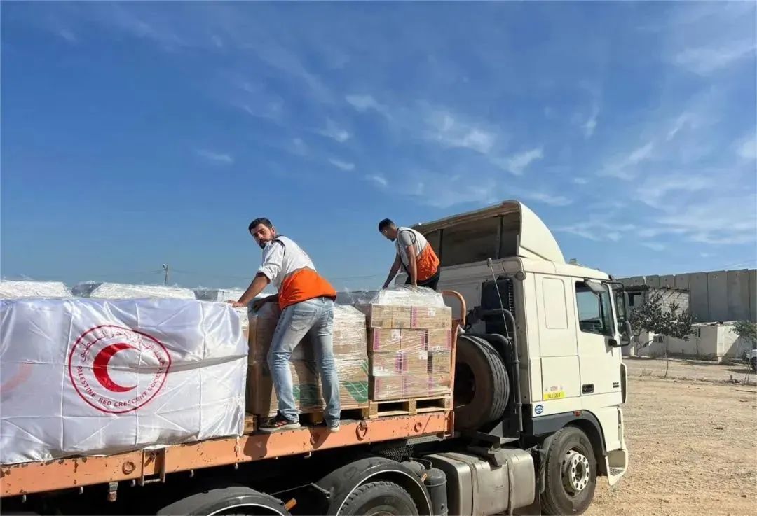土耳其向加沙地带运送医疗援助物资，人道主义行动的全球典范