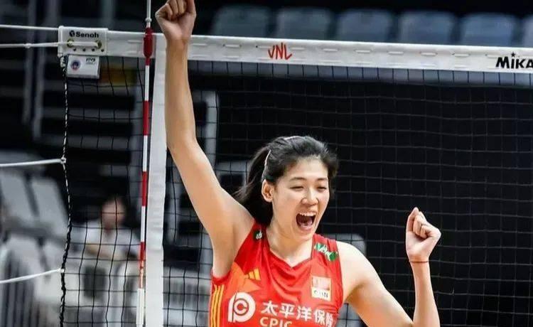 女排赛场激情燃起，今日现场直播深度解析