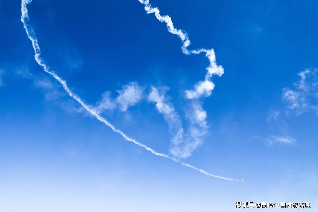 梦想翱翔，天空彩彯与您共赴幸运之旅