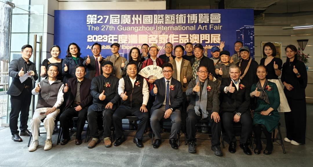 2035年澳门新春夜，璀璨灯光下的文化交融与未来展望2023年澳门今晚开奖