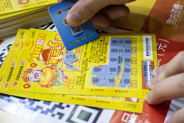 揭秘香港今期开奖号码，彩民的期待与幸运之门的开启香港今期开什么码5期开的什么