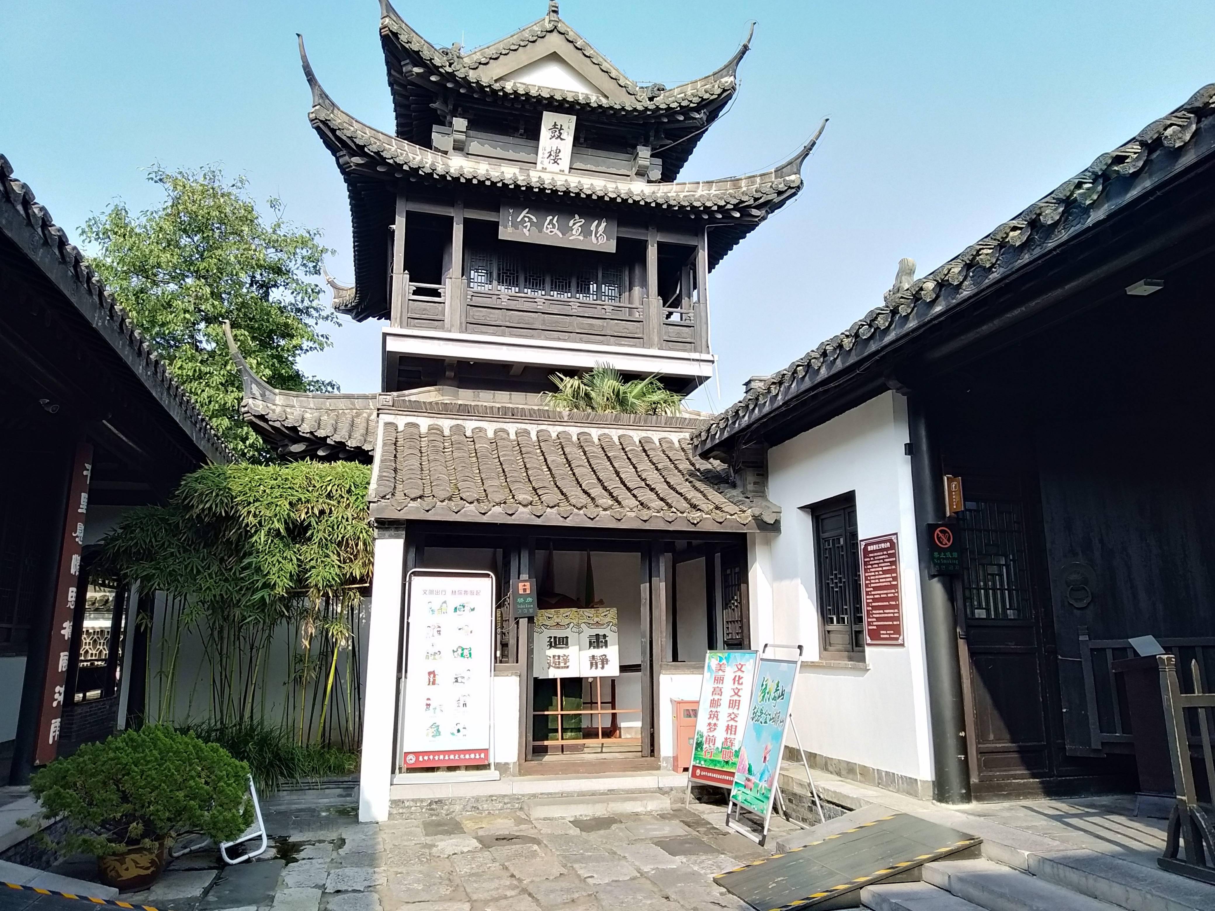 香港澳门资料大全，探索两地独特魅力与幸运号码新2025年澳门天天开好彩