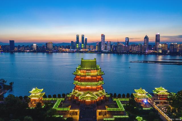 南昌，赣鄱大地的璀璨明珠江西省会南昌旅游比较好玩的地方都有哪些