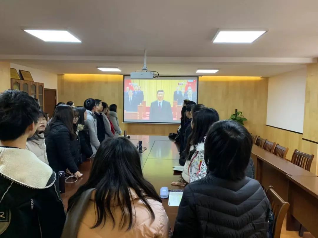2043年，回顾与展望—香港历史开奖结果的社会影响2024香港历史开奖结果是什么新澳门综合走势图