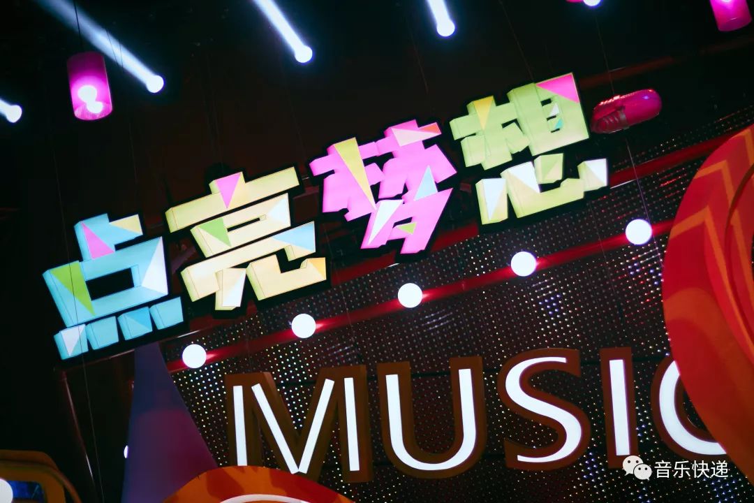 今晚网，连接你我，点亮生活的新篇章今晚网球决赛直播视频