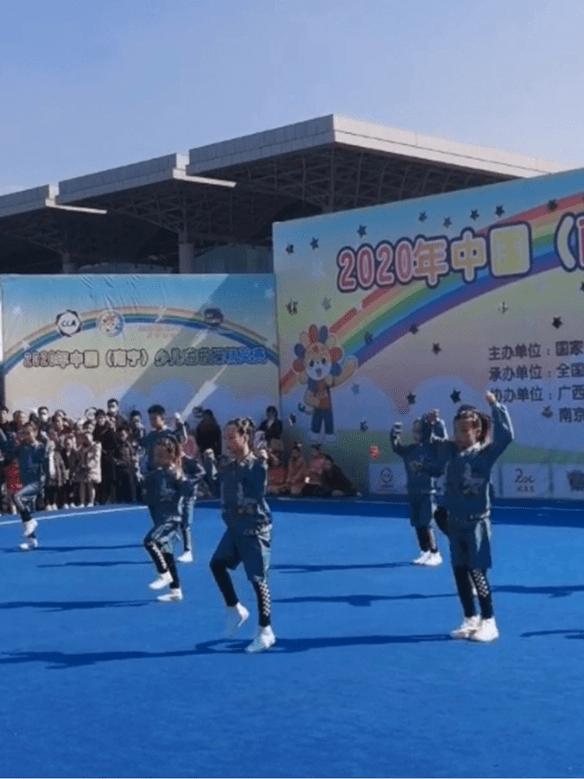 2036年澳门六今晚开奖现场，科技与传统的完美融合2023澳门六今晚开奖现场结果