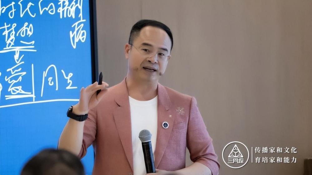 2043年，回望与展望—香港历史开奖结果的启示2024香港历史开奖结果查询表最新一期