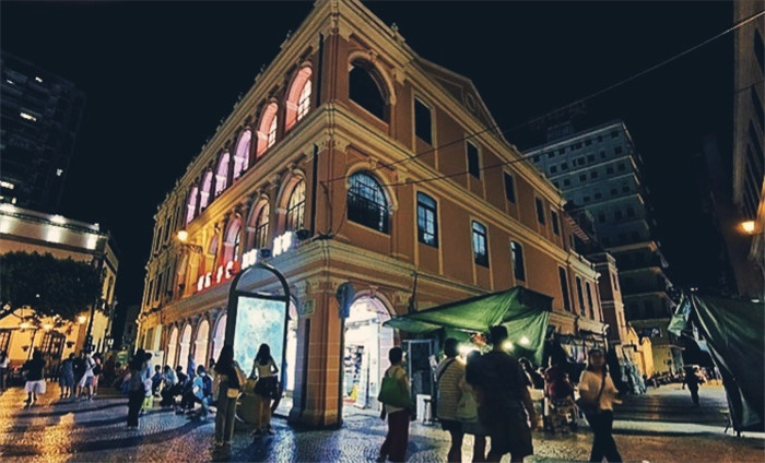 澳门六大娱乐场所探秘，夜幕下的璀璨明珠澳门有几家娱乐场